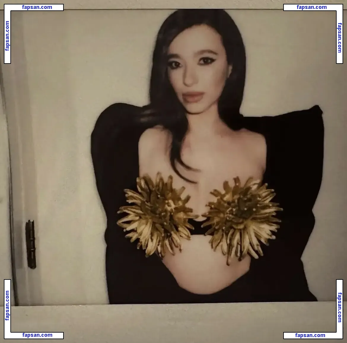 Mikey Madison nude photo #0270 from OnlyFans