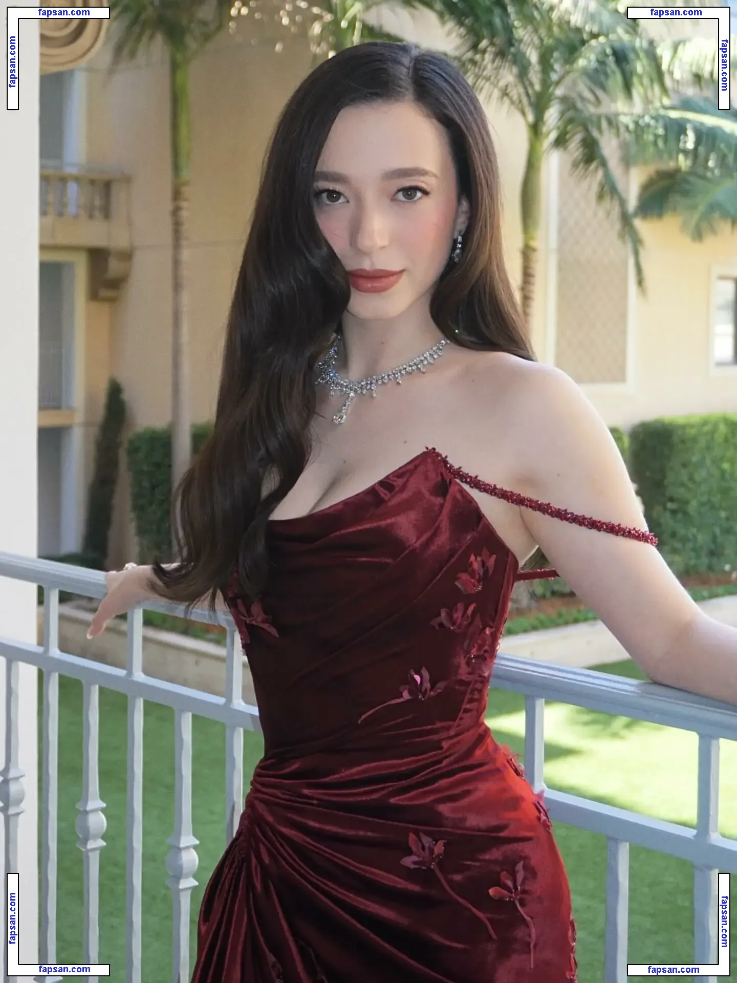 Mikey Madison голая фото #0272 с Онлифанс