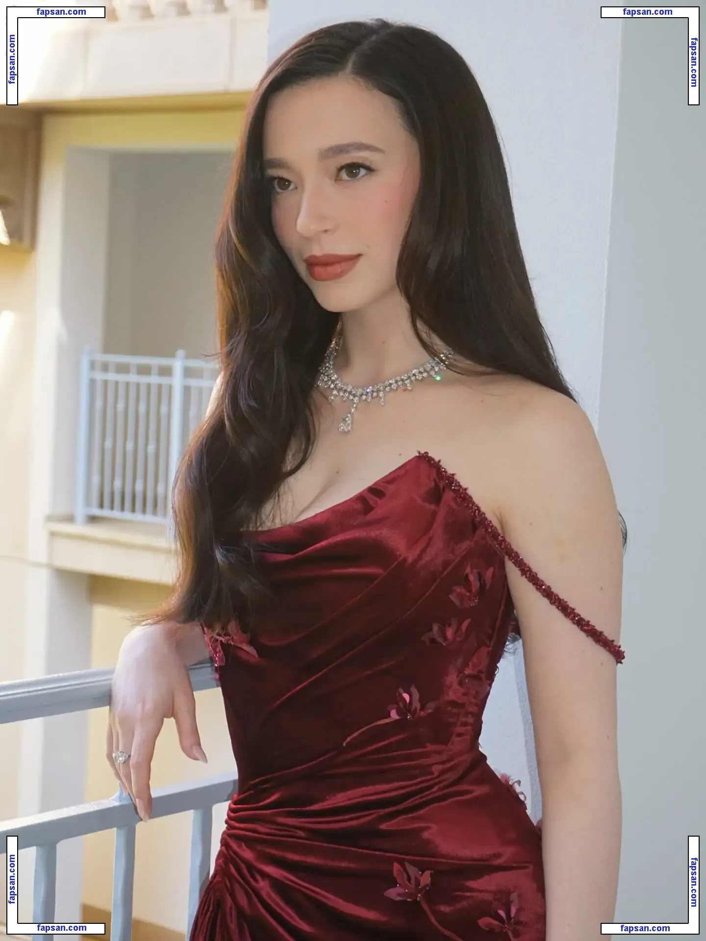 Mikey Madison голая фото #0274 с Онлифанс