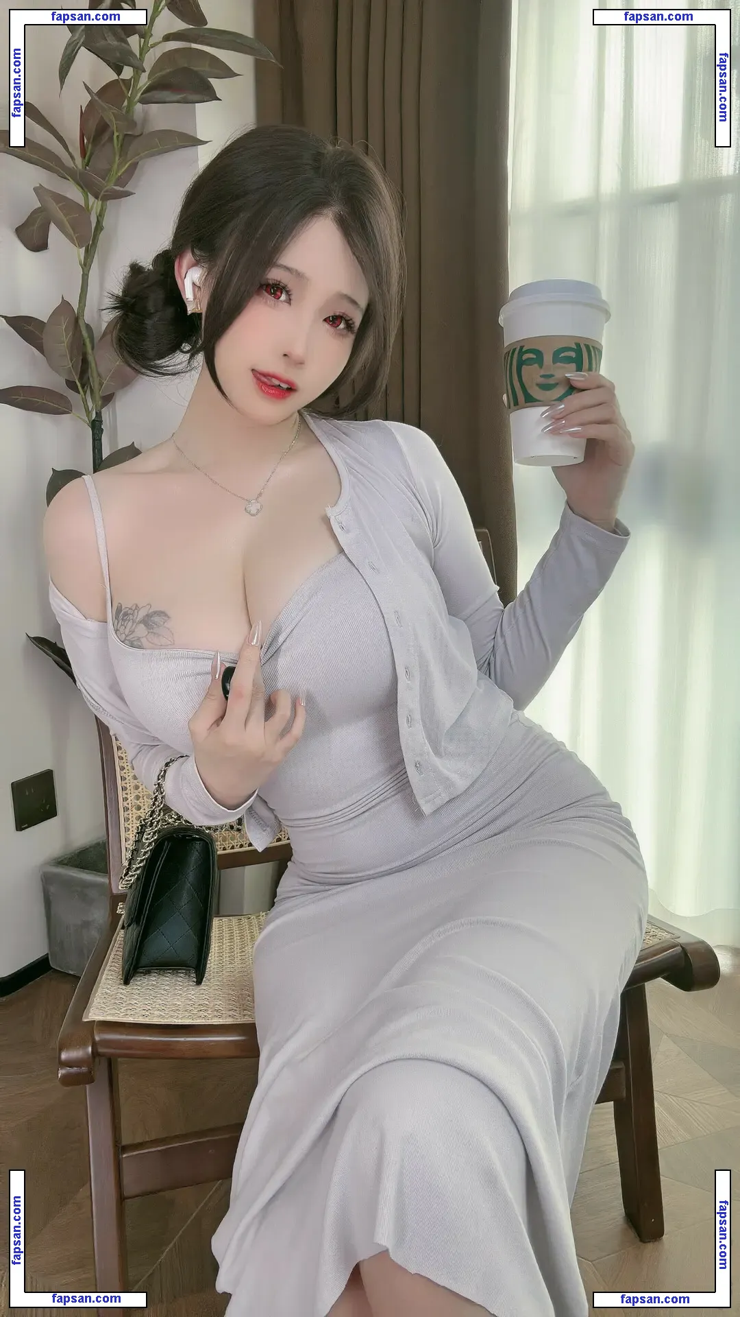 Mikomikoww nude photo #0142 from OnlyFans