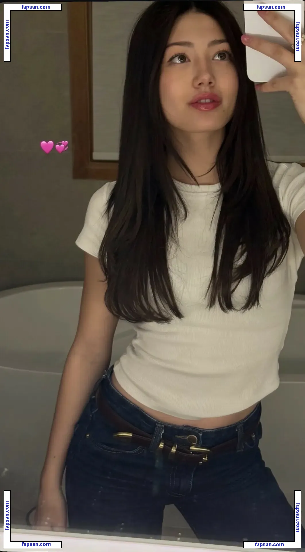 Miku Martineau nude photo #0010 from OnlyFans