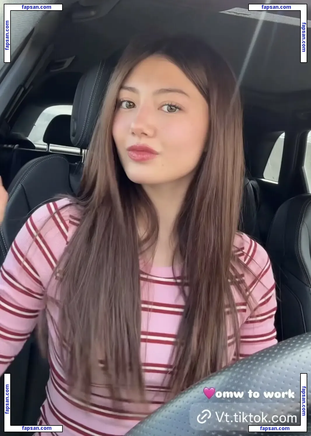 Miku Martineau nude photo #0027 from OnlyFans