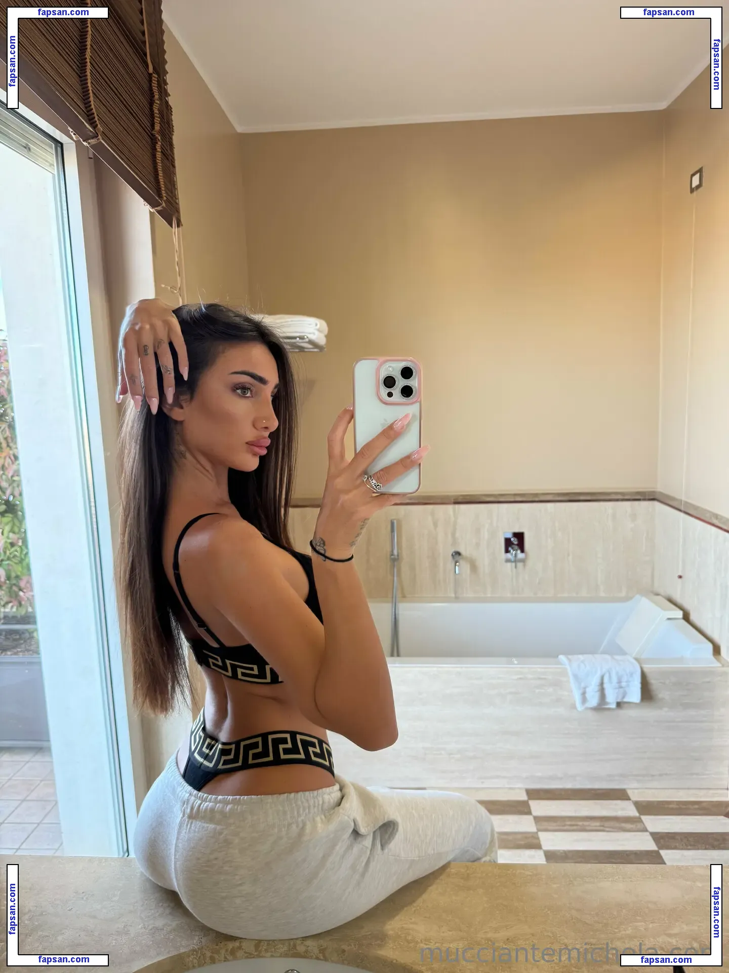 mikyymouse nude photo #0012 from OnlyFans