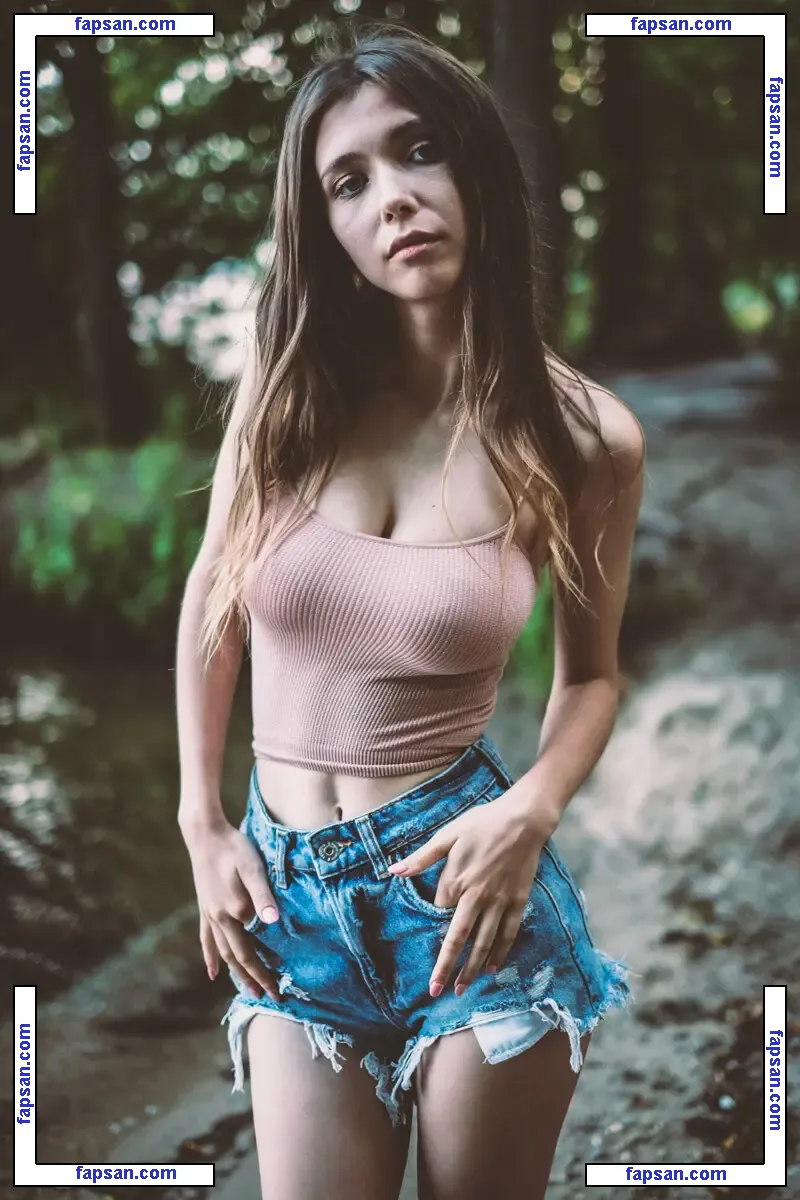 Mila Azul nude photo #7755 from OnlyFans