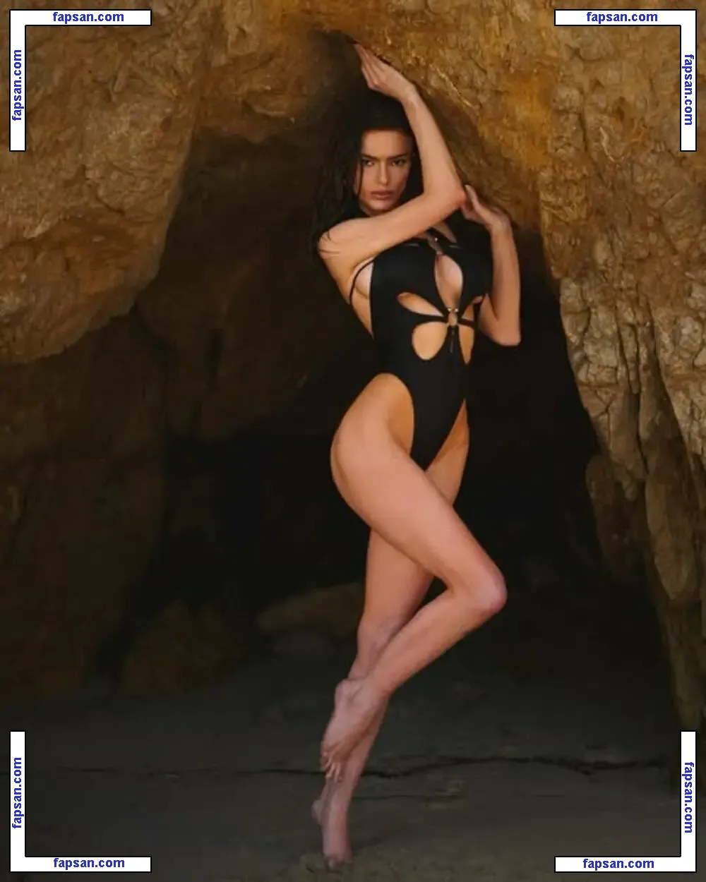 Mila Marandi голая фото #0001 с Онлифанс