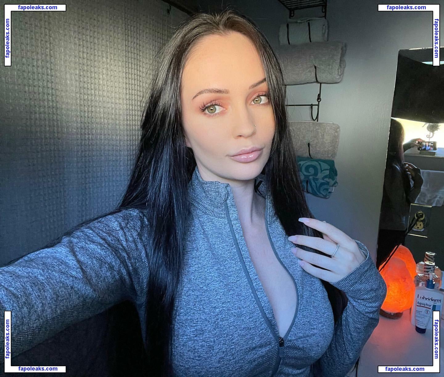 Mila Moore / wantmooremila nude photo #0012 from OnlyFans