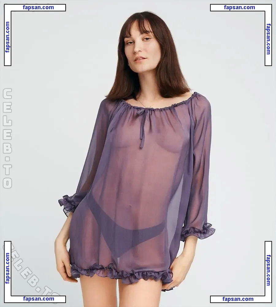 Mila Rosa nude photo #0011 from OnlyFans