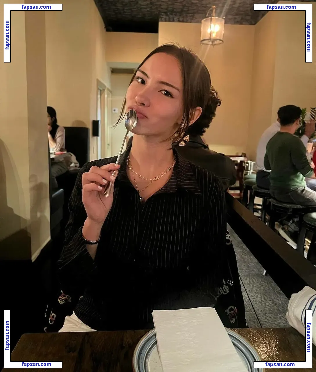 milakefi голая фото #0001 с Онлифанс