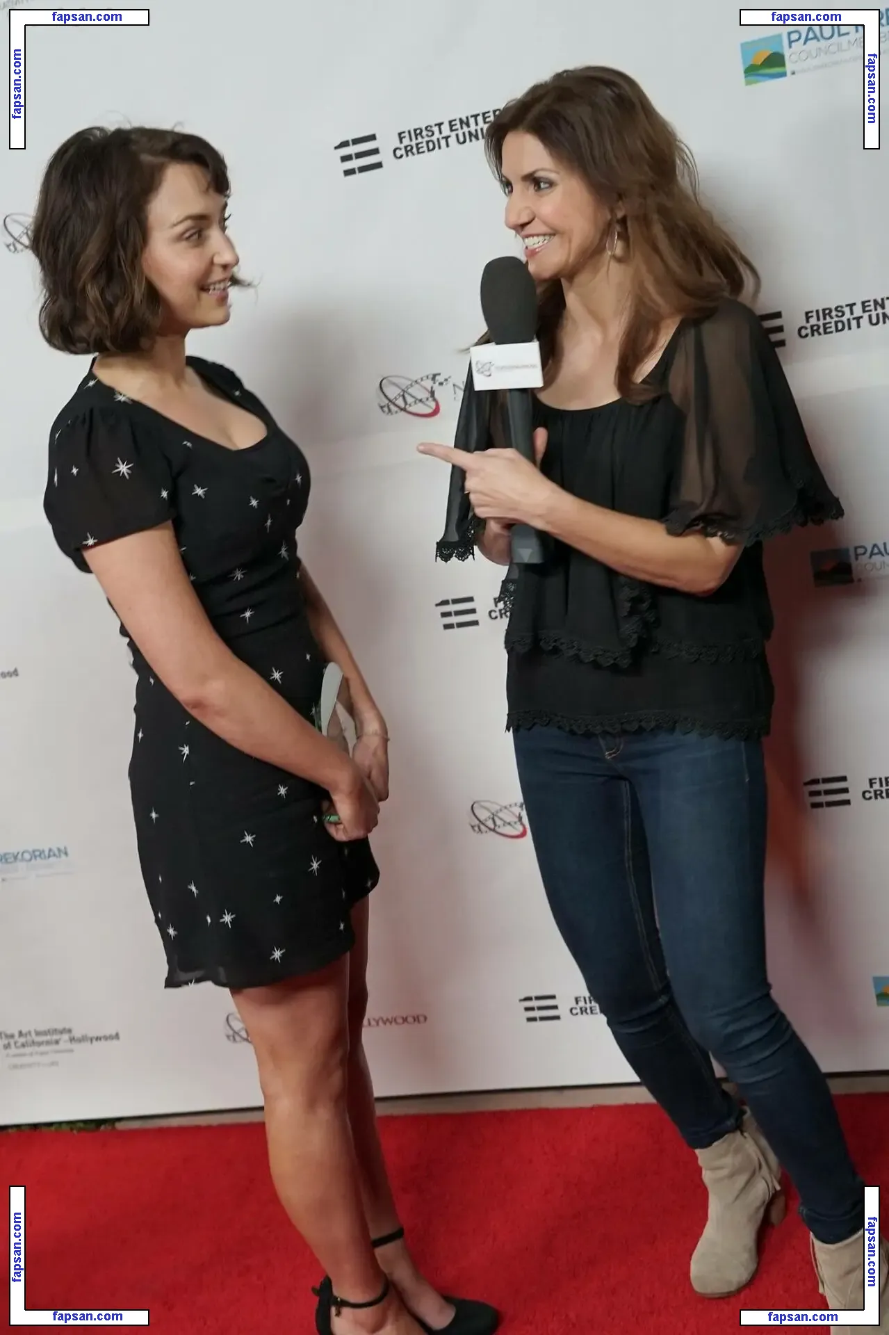 Milana Vayntrub nude photo #0477 from OnlyFans