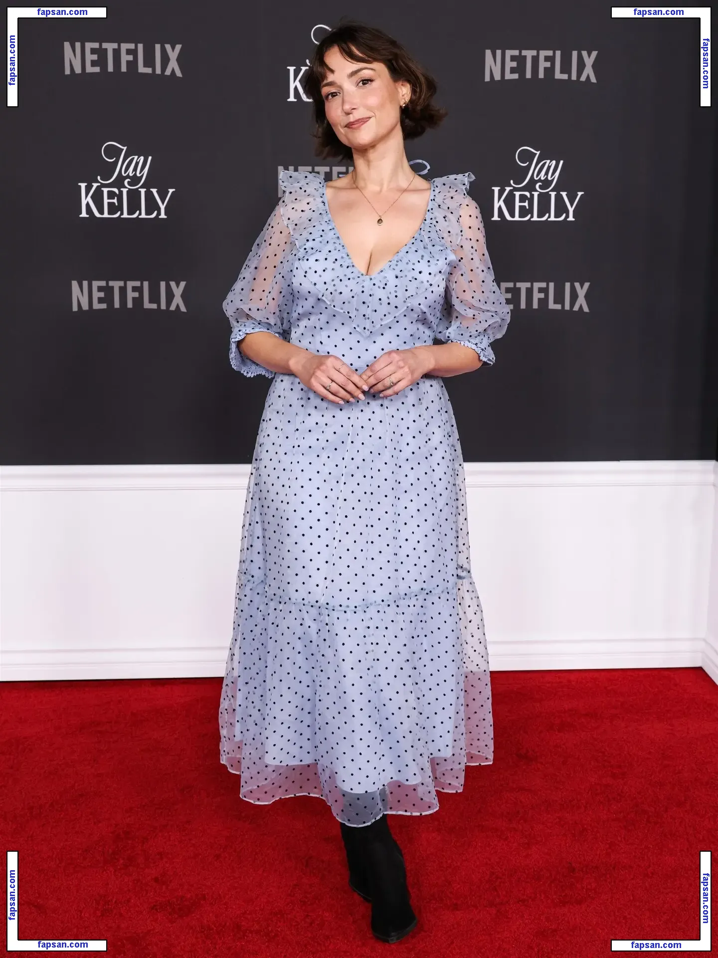 Milana Vayntrub nude photo #0551 from OnlyFans