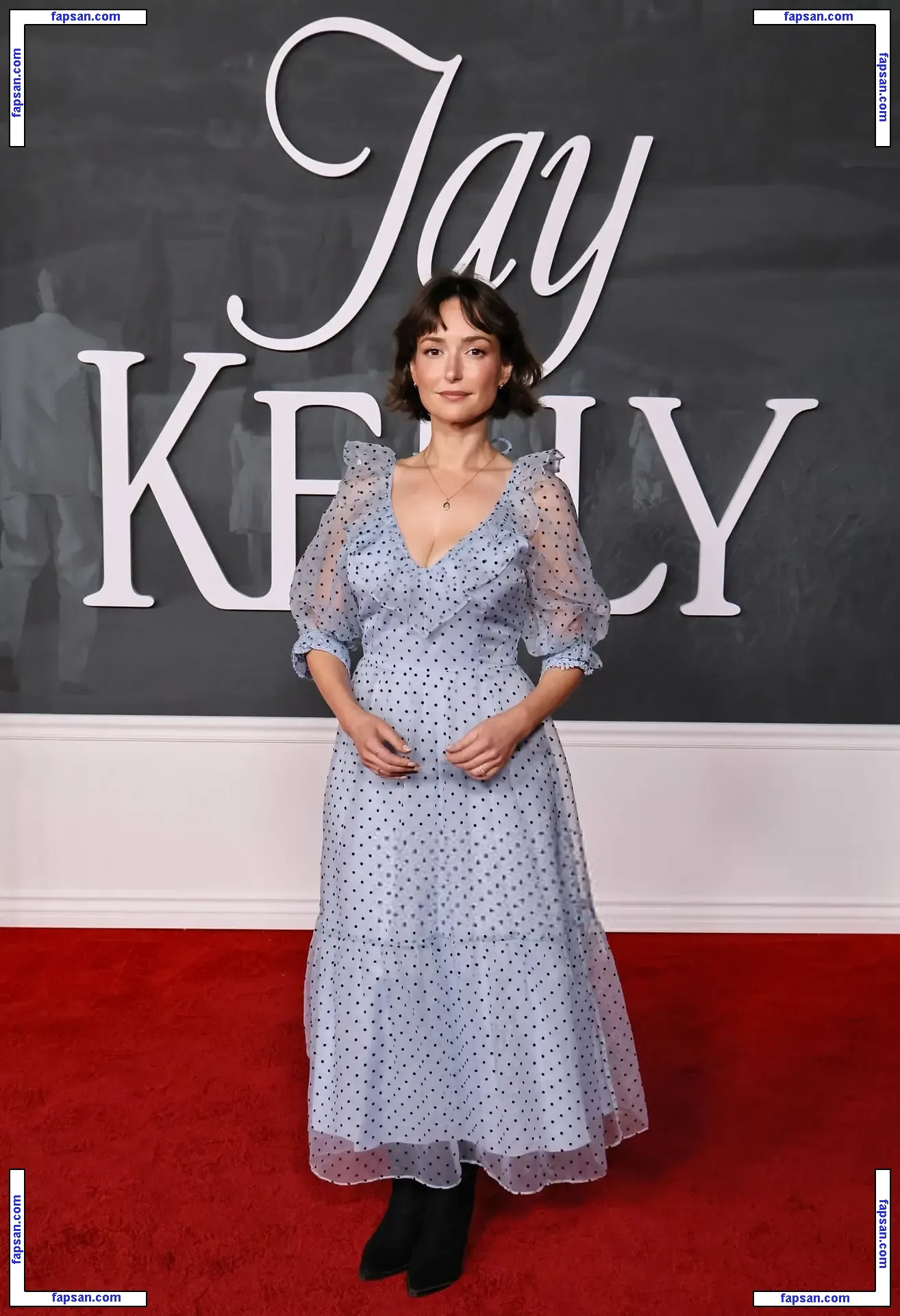 Milana Vayntrub nude photo #0570 from OnlyFans