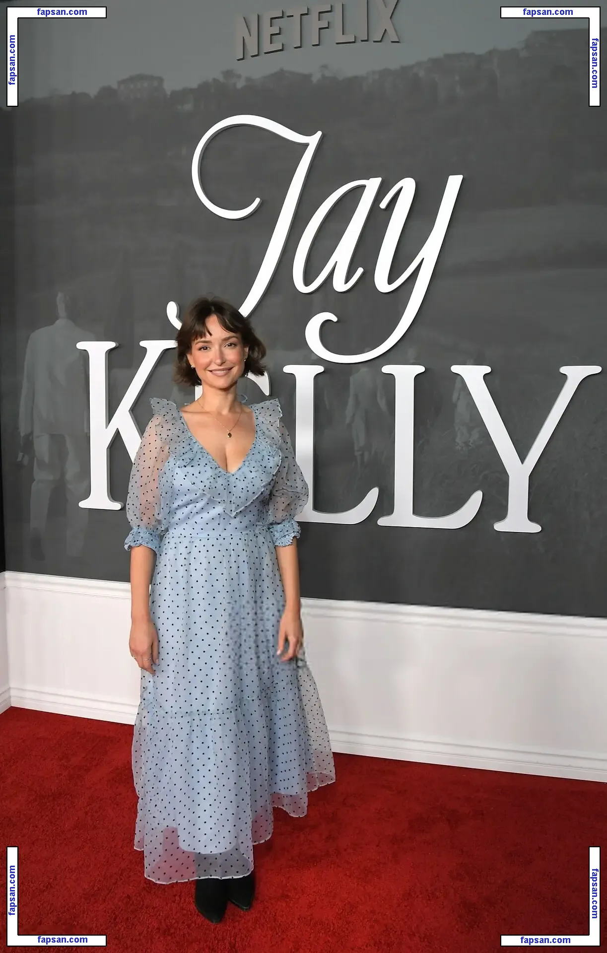 Milana Vayntrub nude photo #0572 from OnlyFans