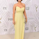 Milana Vayntrub голая #0495