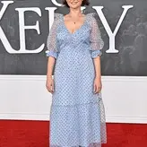 Milana Vayntrub nude #0530