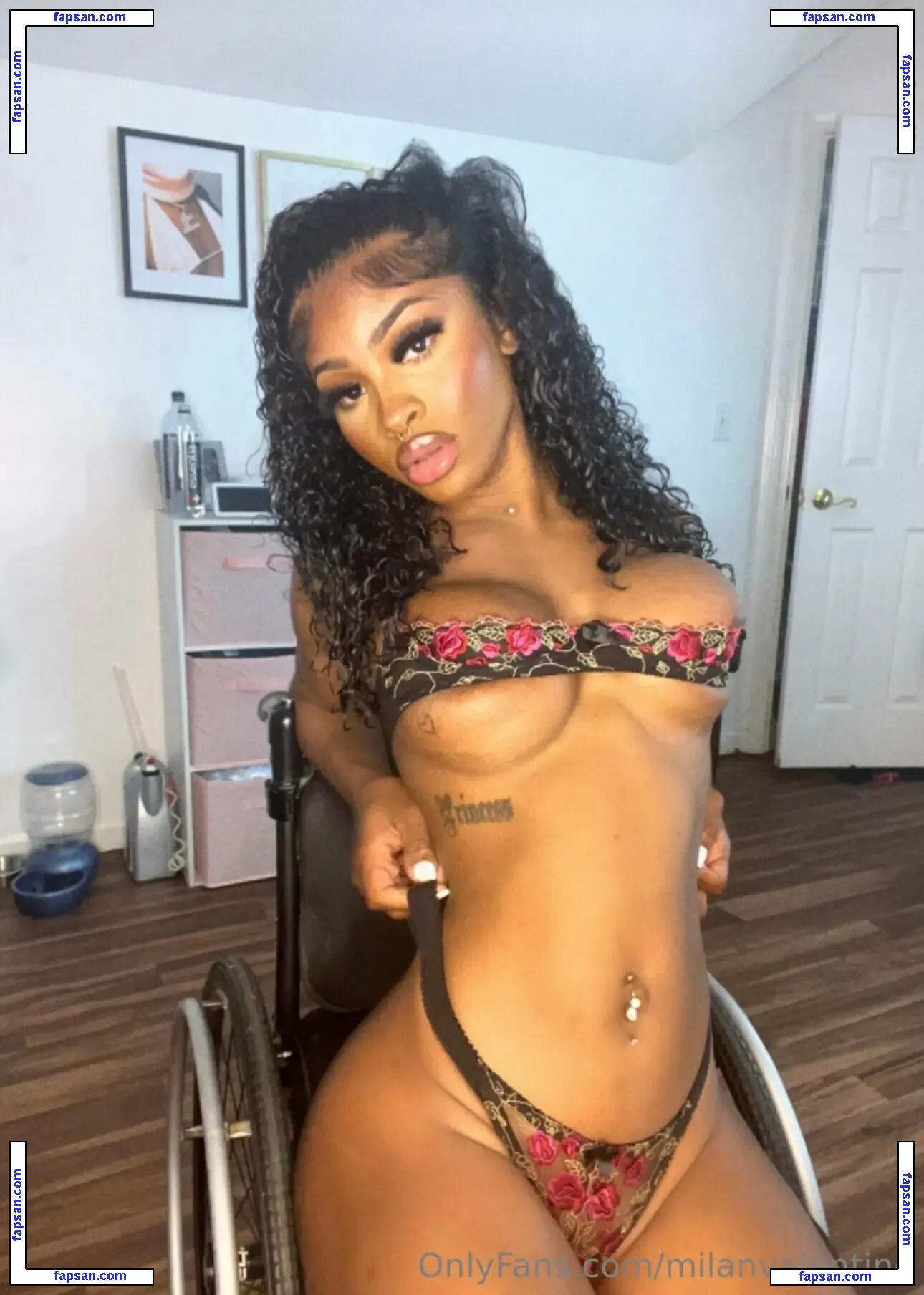 milanvalentine nude photo #0145 from OnlyFans