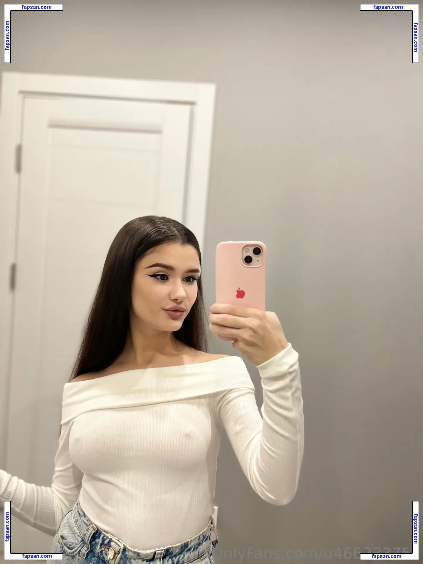 milas_blakes nude photo #0004 from OnlyFans