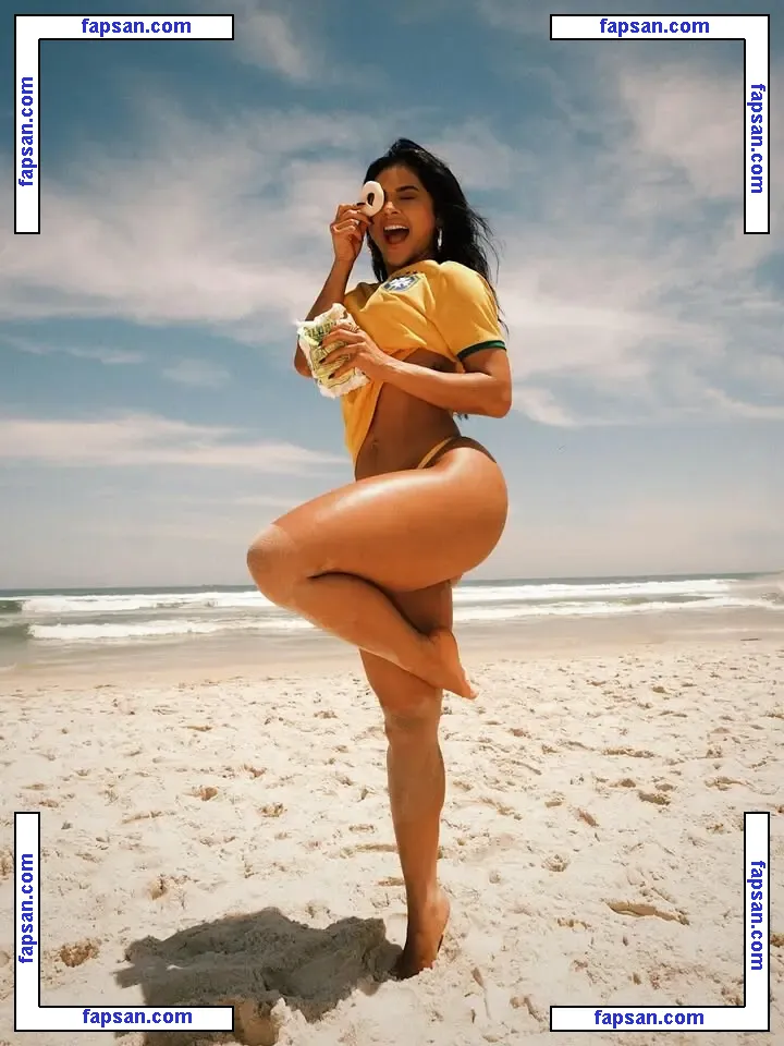 Mileide Mihaile nude photo #0007 from OnlyFans