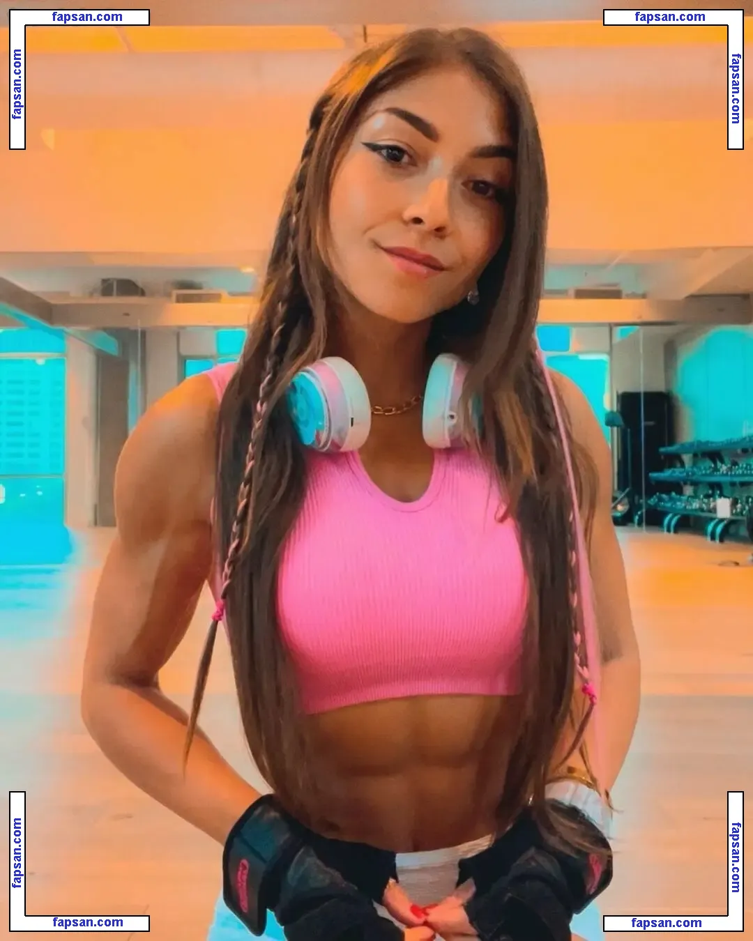 Milene Lingiardi nude photo #0004 from OnlyFans