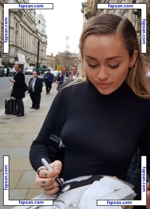Miley Cyrus nude photo #0342 from OnlyFans