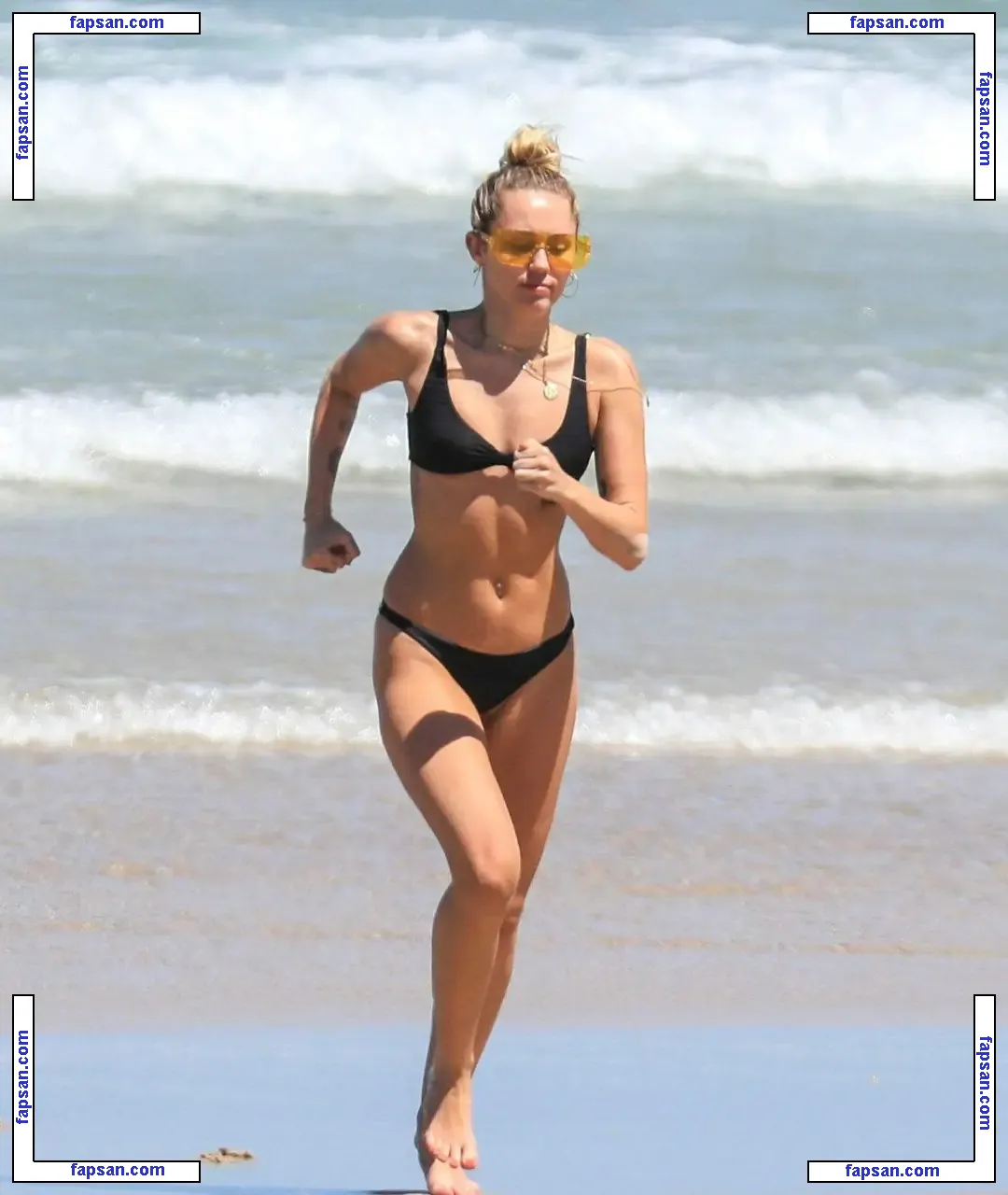 Miley Cyrus nude photo #0695 from OnlyFans