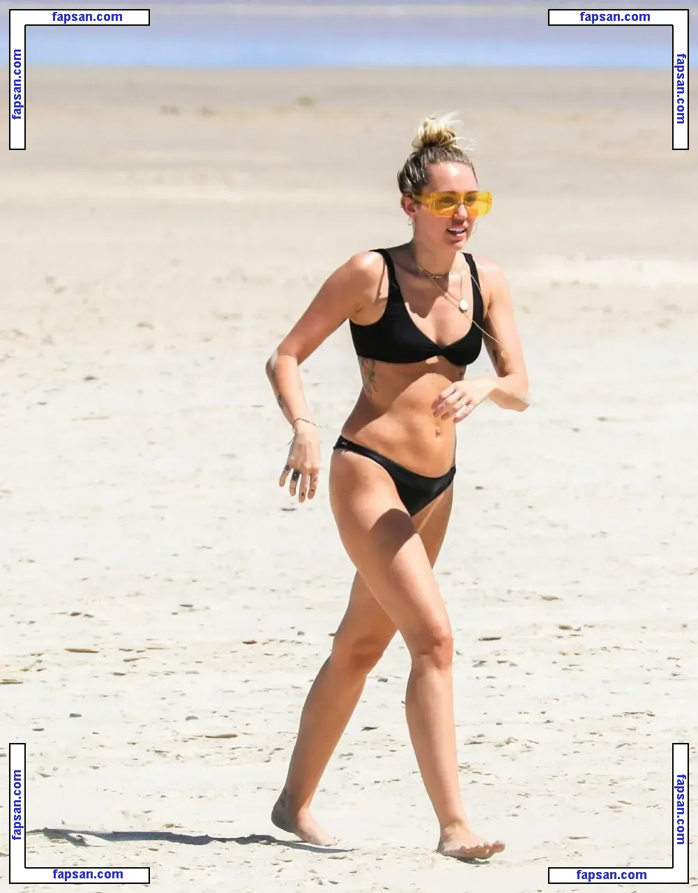Miley Cyrus nude photo #0705 from OnlyFans