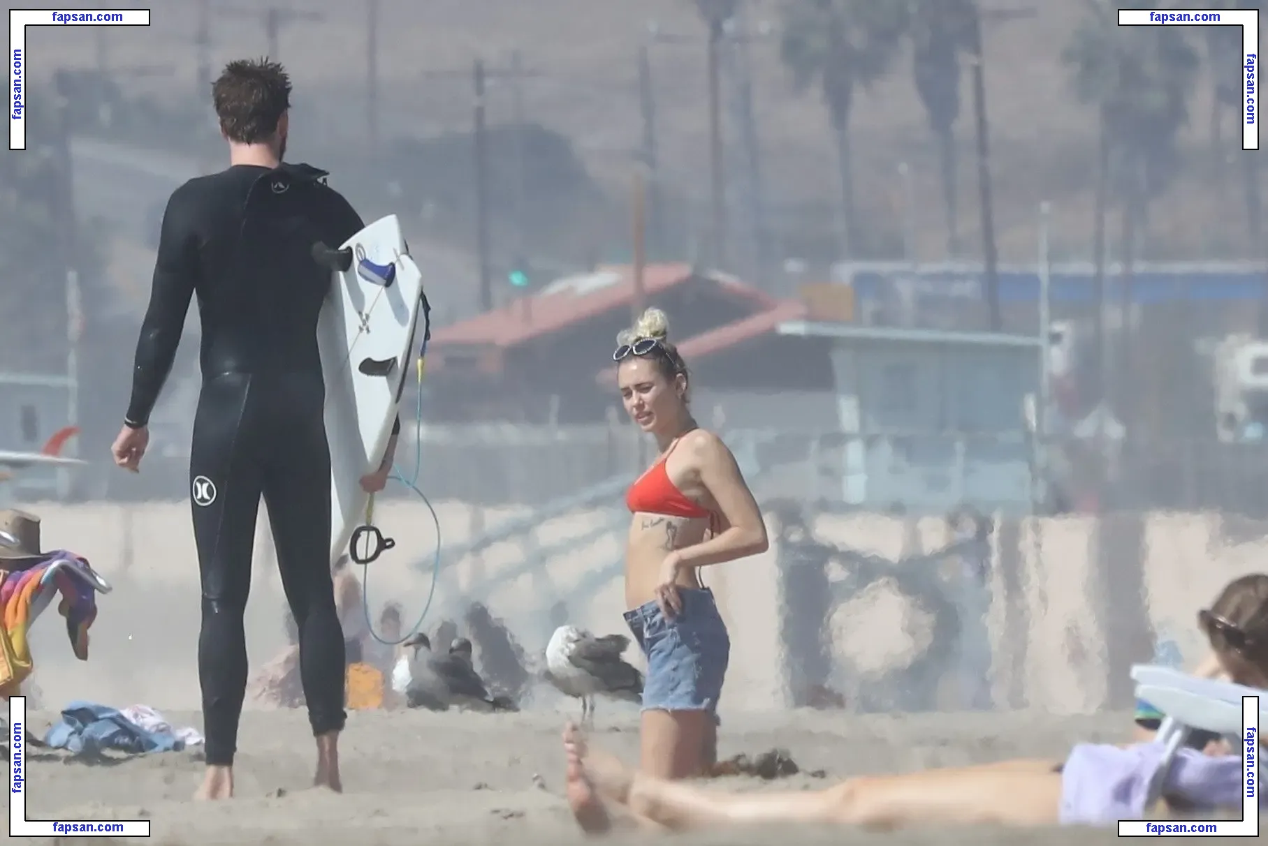 Miley Cyrus nude photo #0787 from OnlyFans