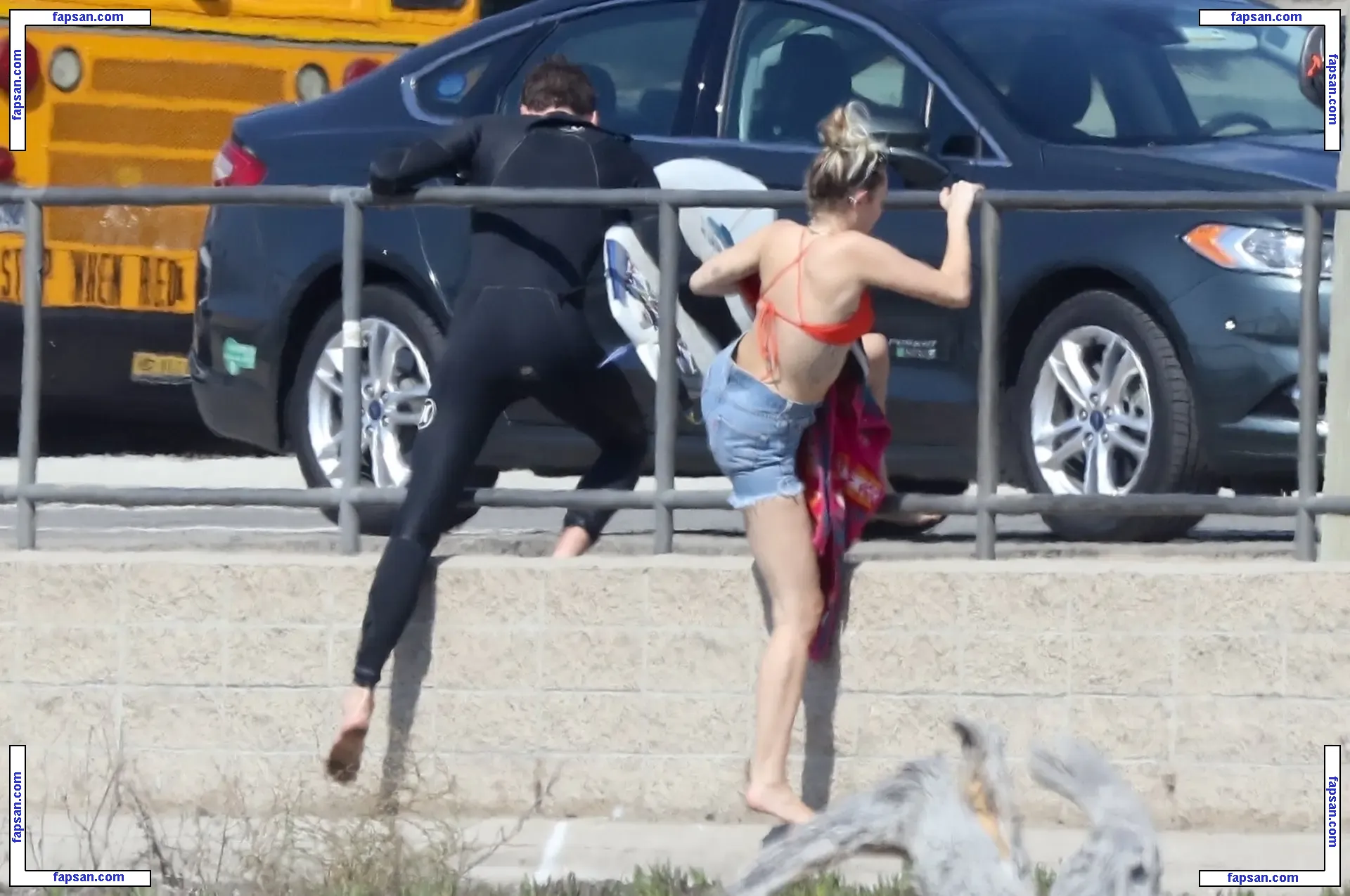 Miley Cyrus nude photo #0804 from OnlyFans