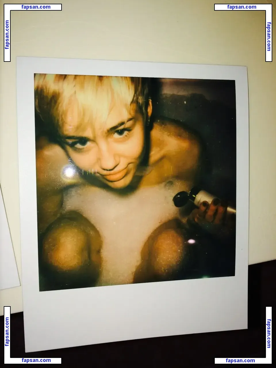 Miley Cyrus nude photo #0936 from OnlyFans