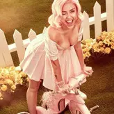 Miley Cyrus nude #0635