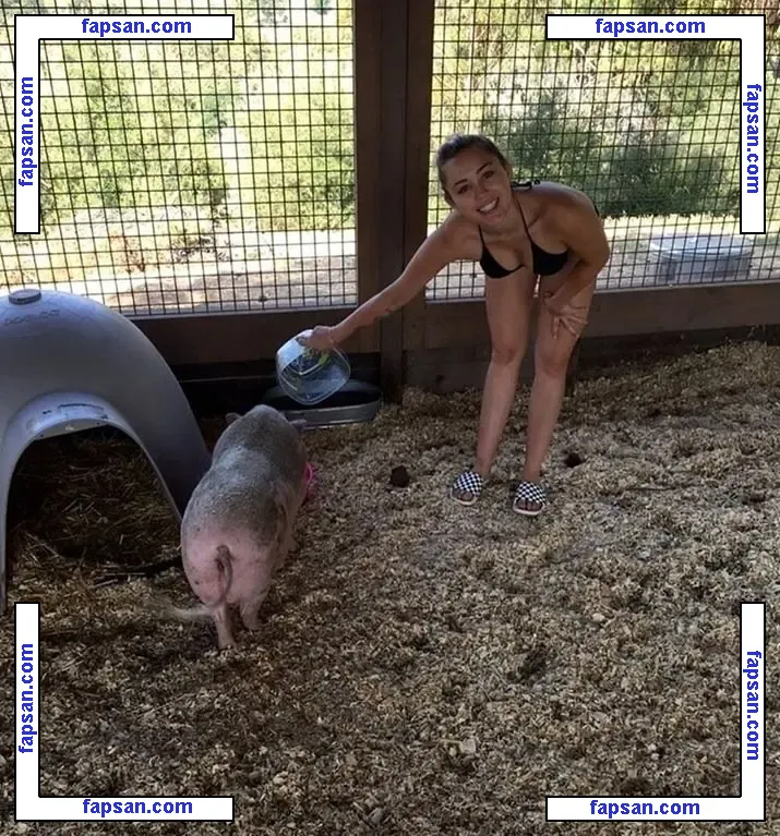 Miley Cyrus nude photo #1004 from OnlyFans