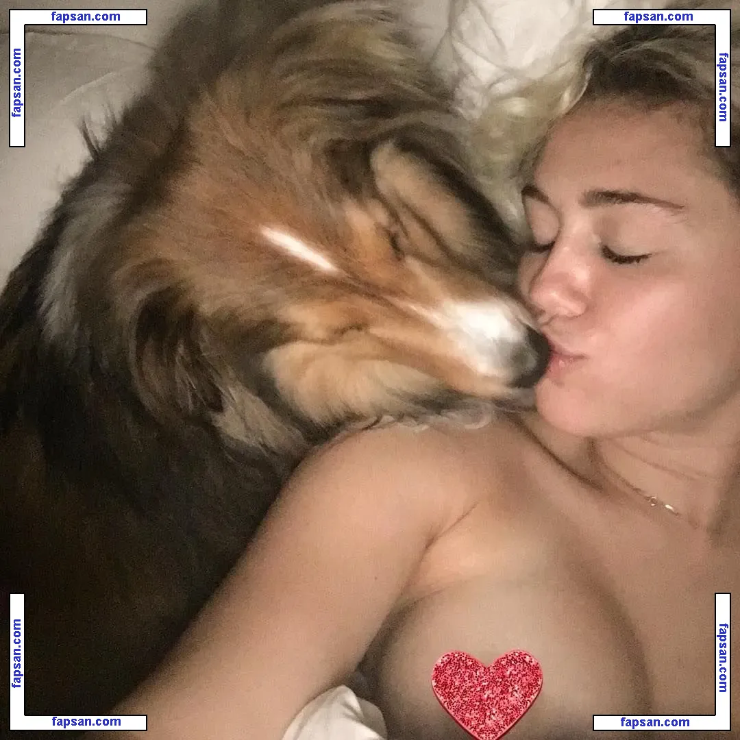 Miley Cyrus nude photo #1007 from OnlyFans