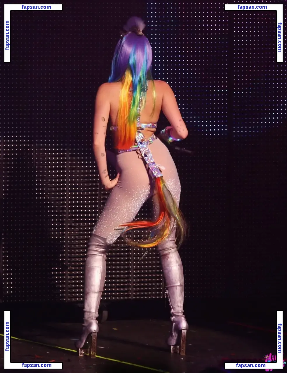 Miley Cyrus nude photo #1159 from OnlyFans