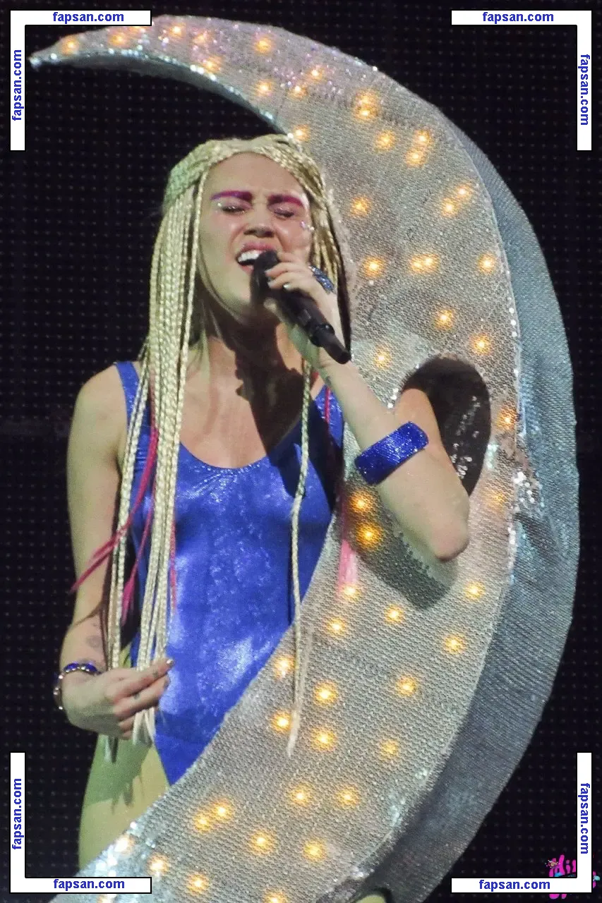 Miley Cyrus nude photo #1175 from OnlyFans