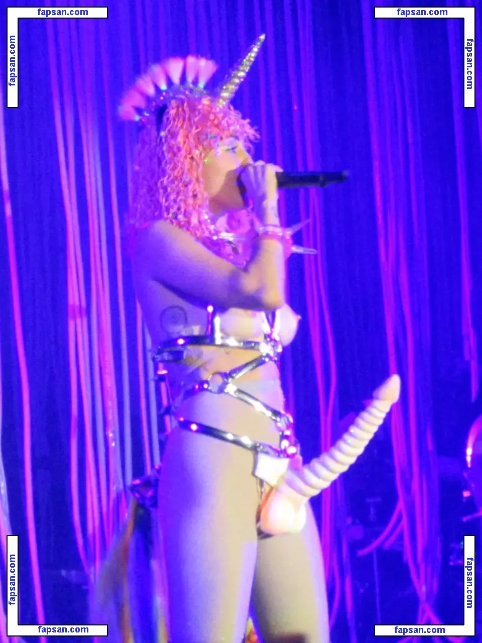 Miley Cyrus nude photo #1268 from OnlyFans