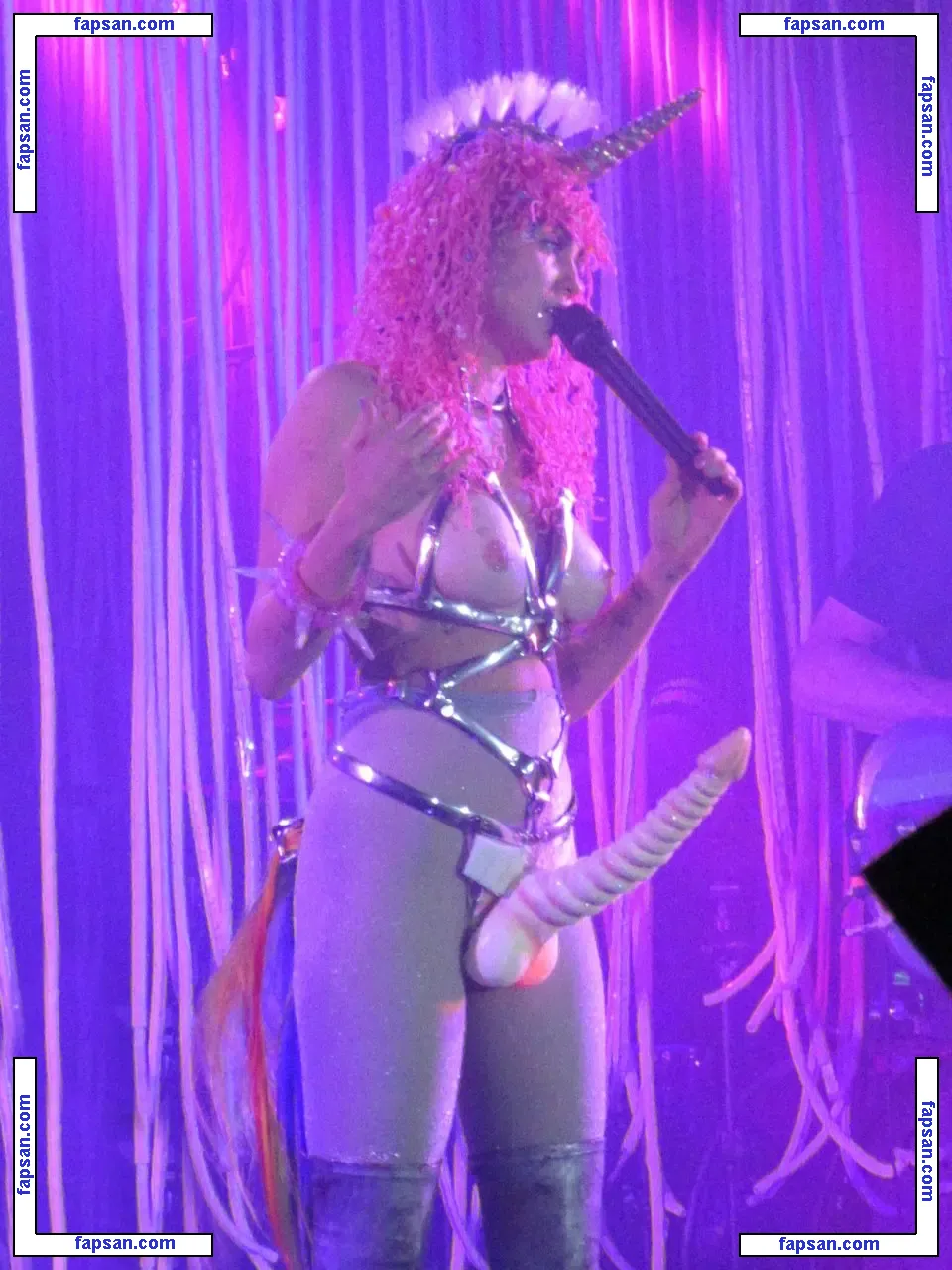 Miley Cyrus nude photo #1287 from OnlyFans