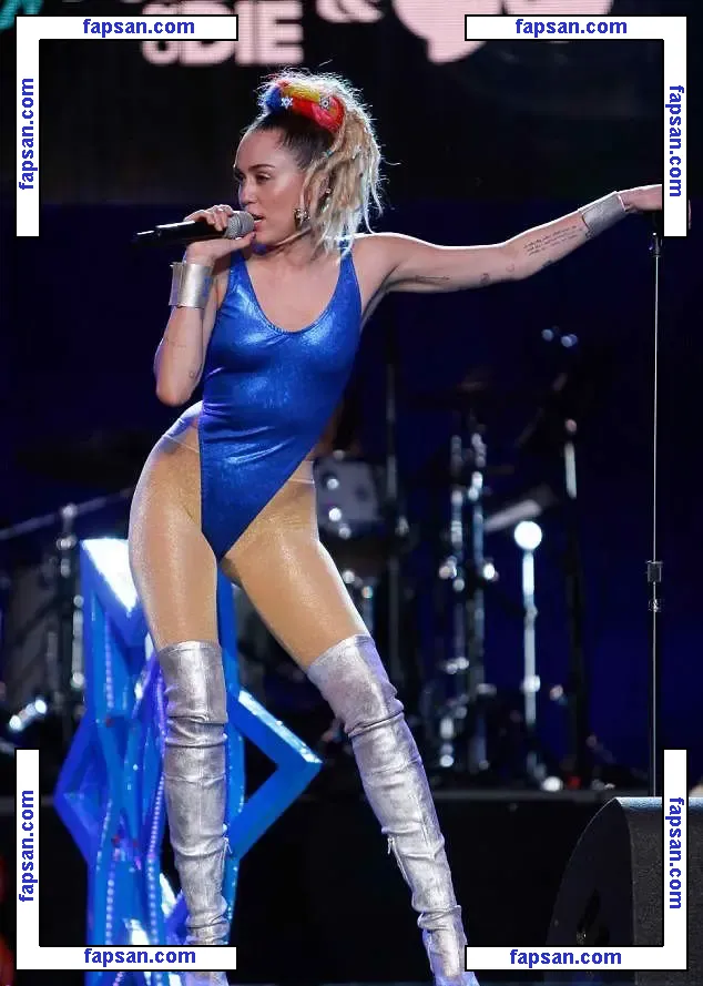 Miley Cyrus nude photo #1350 from OnlyFans