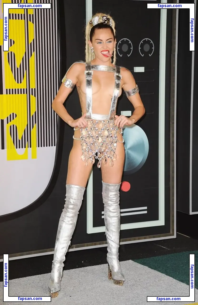 Miley Cyrus nude photo #1445 from OnlyFans