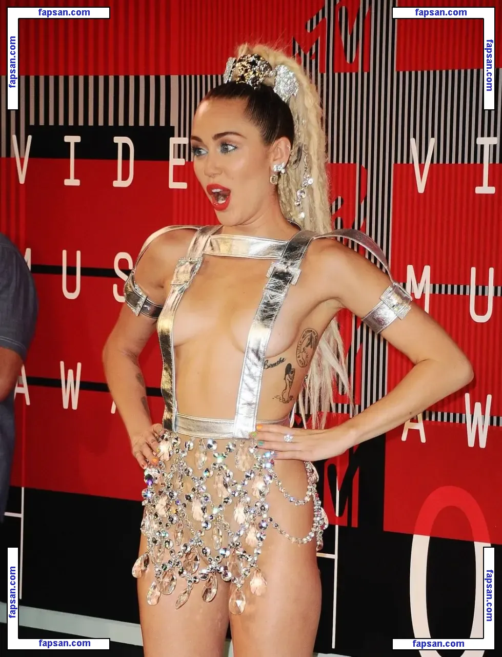 Miley Cyrus nude photo #1485 from OnlyFans