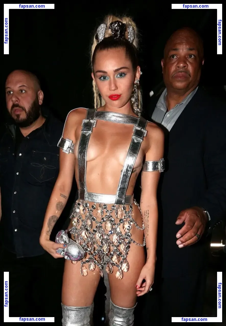 Miley Cyrus nude photo #1533 from OnlyFans