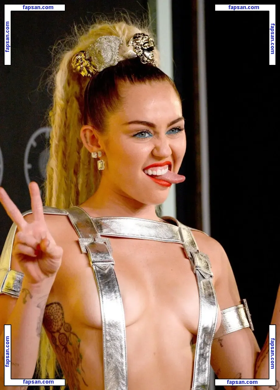 Miley Cyrus nude photo #1568 from OnlyFans