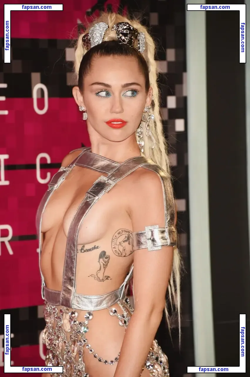 Miley Cyrus nude photo #1582 from OnlyFans