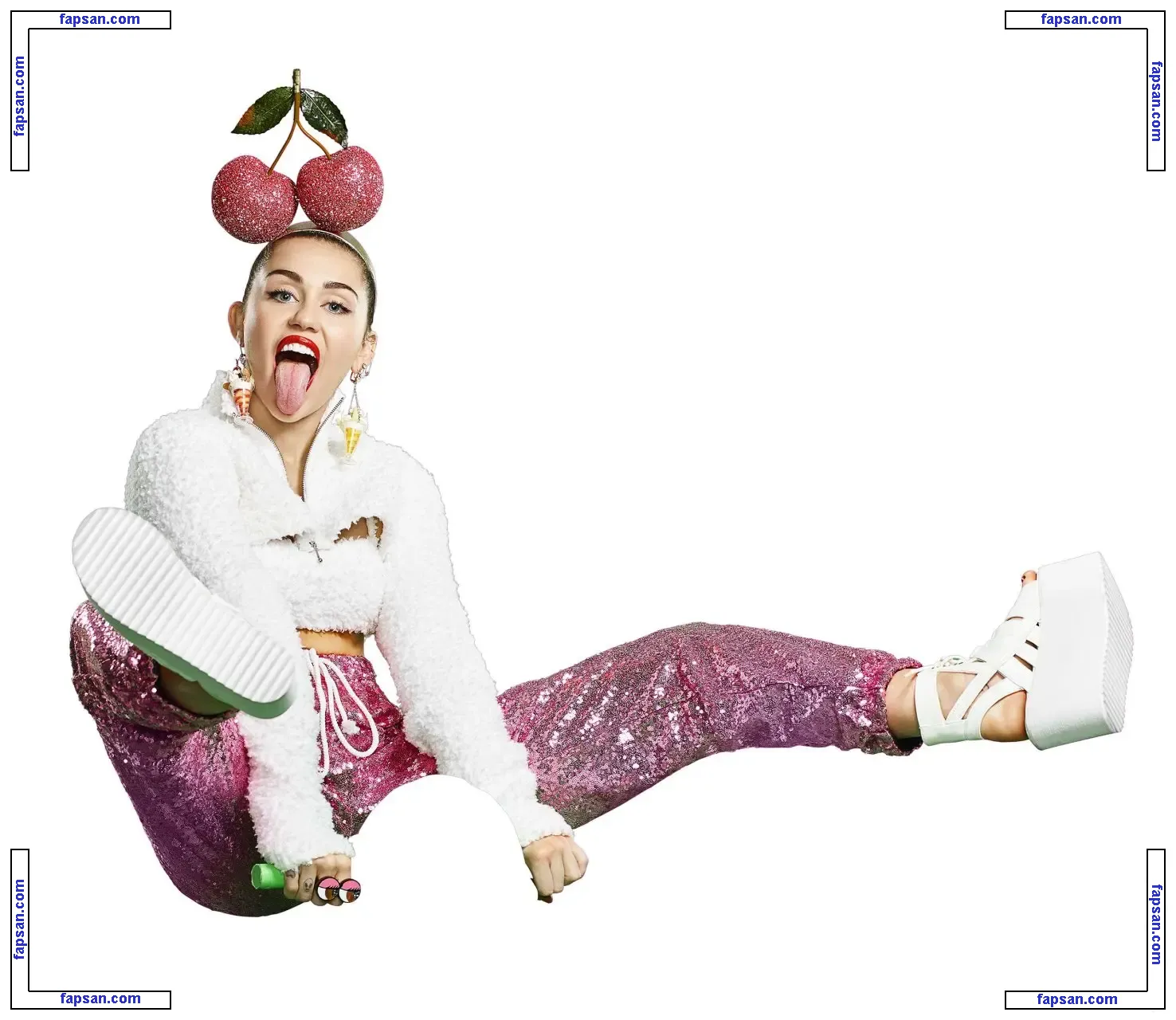 Miley Cyrus nude photo #1635 from OnlyFans