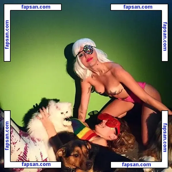 Miley Cyrus nude photo #1665 from OnlyFans