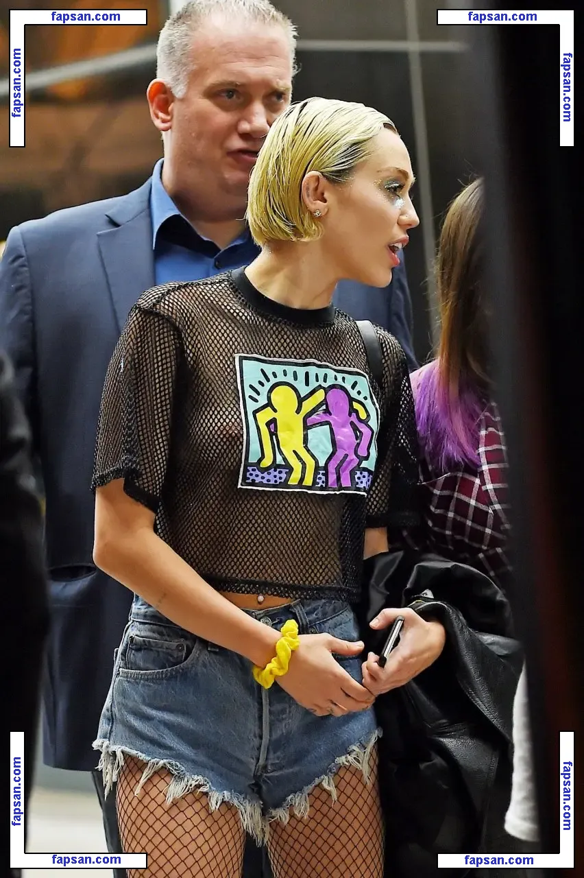 Miley Cyrus nude photo #1803 from OnlyFans