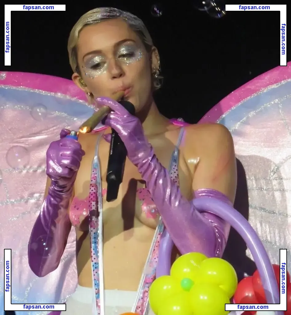Miley Cyrus nude photo #1824 from OnlyFans