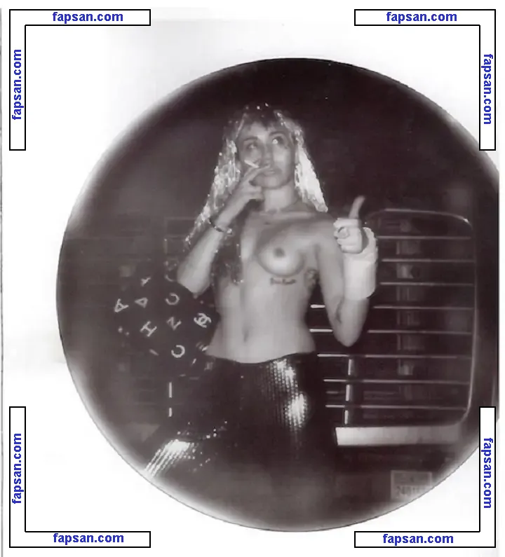 Miley Cyrus nude photo #1910 from OnlyFans