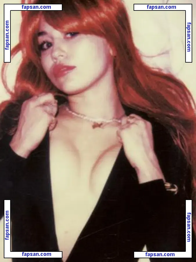Miley Cyrus nude photo #1991 from OnlyFans