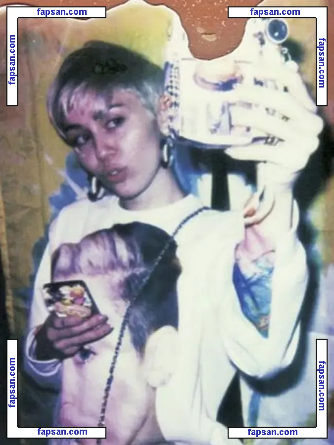 Miley Cyrus nude photo #1994 from OnlyFans
