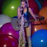 Miley Cyrus nude #1101