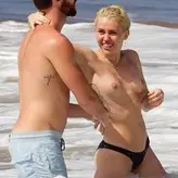 Miley Cyrus nude #1940